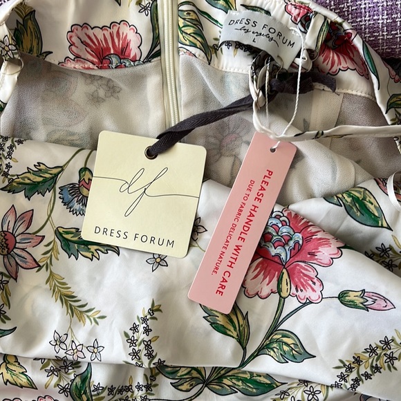 Dress forum satin mini dress - Picture 4 of 5